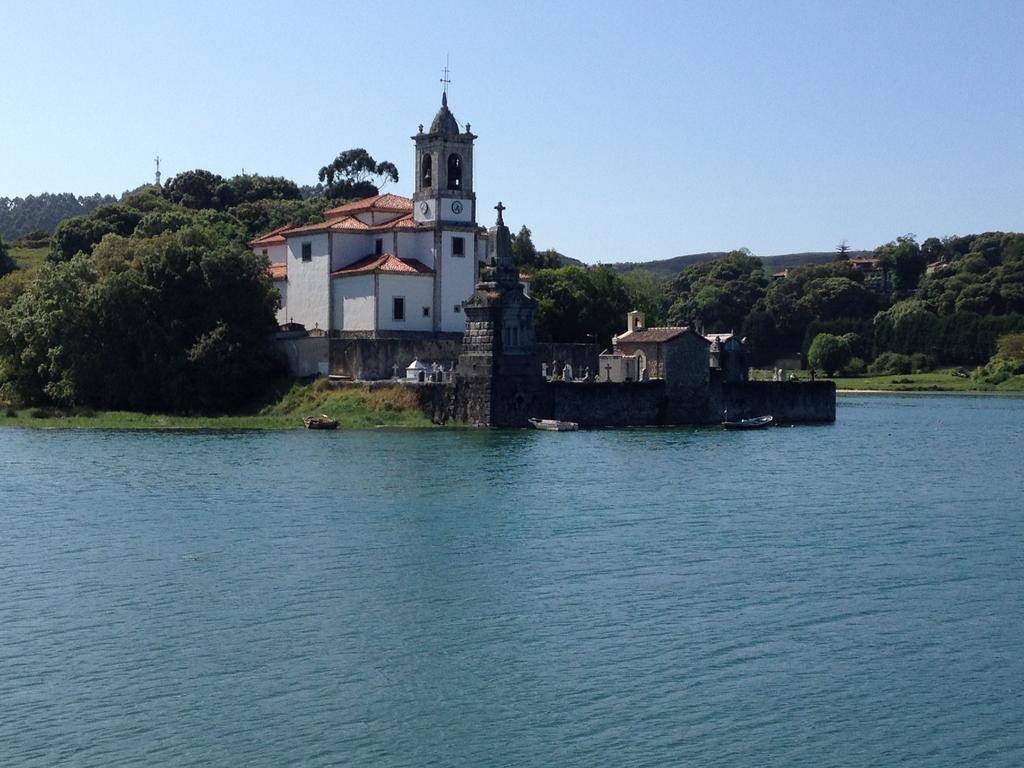 Las Rocas Llanes Esterno foto